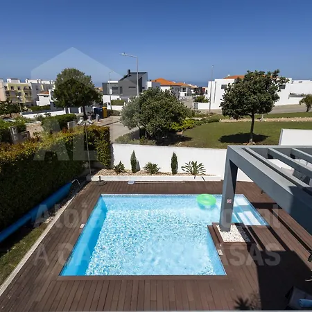 Villa Aqua By Acasadascasas